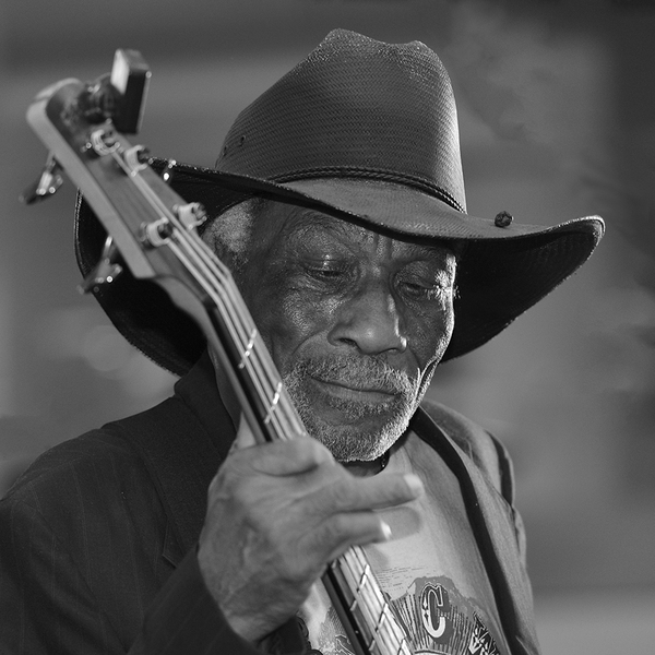 Mac Arnold